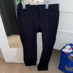 Black trousers from Old Navy in a size 12.